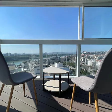 Sag Panorama Apartment 3 Rooms 19Th Floor Great View Free Parking * Bratislava