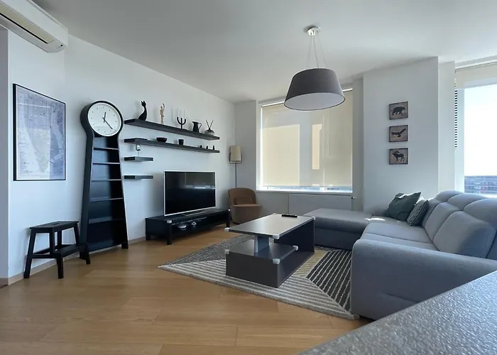 Sag Panorama 3 19th Floor Great View Free Parking * 브라티슬라바