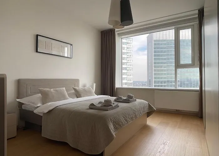 Sag Panorama 3 19th Floor Great View Free Parking *