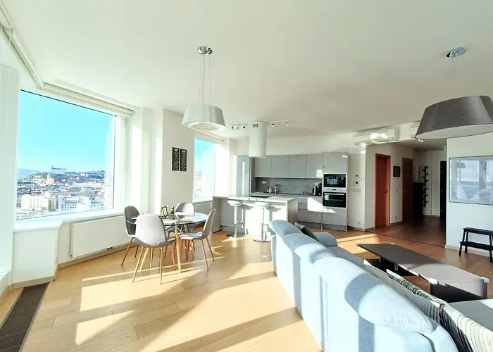 Sag Panorama 3 19th Floor Great View Free Parking